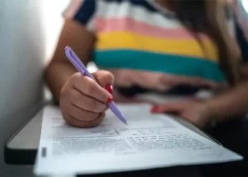 Prefeitura tem concurso para diferentes níveis de escolaridade: paga até R$ 12,7 mil