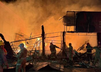 Lojistas de Parauapebas promovem feirão de calçados para reconstruir negócios após incêndio