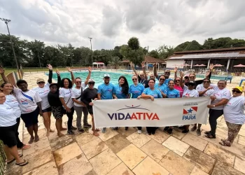 Programa Vida Ativa abre Jogos com energia e participação de idosos em modalidades aquáticas