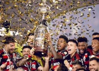 Retrospectiva: Flamengo domina o futebol masculino brasileiro em 2025