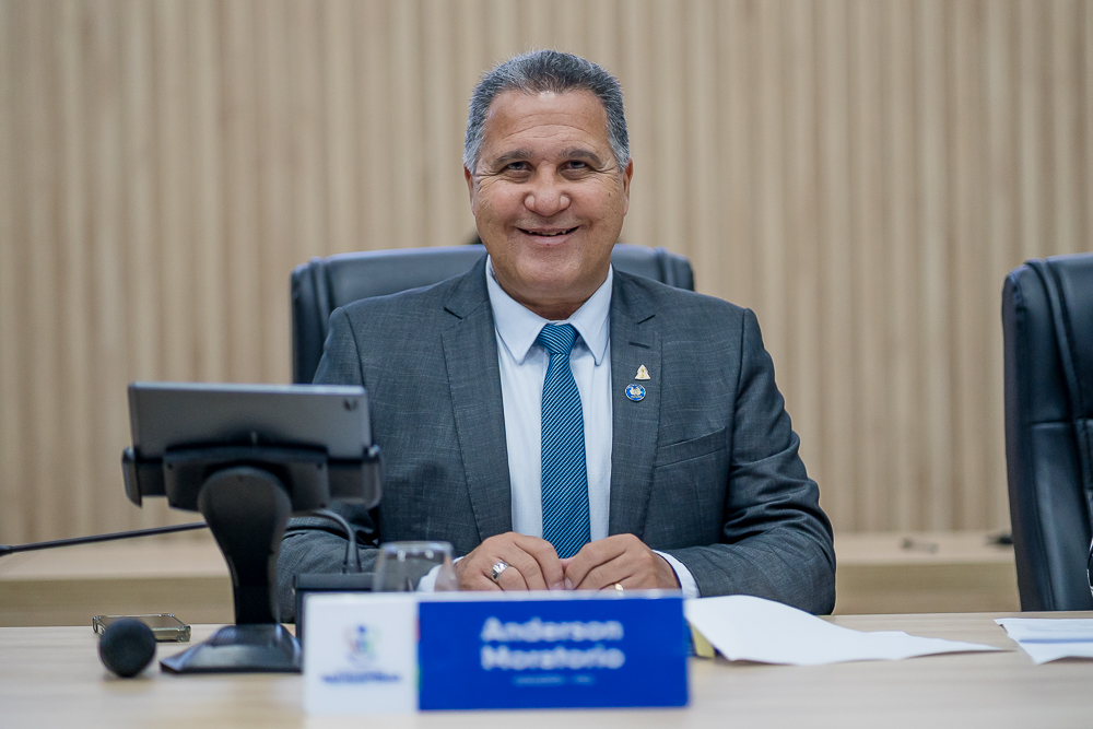 Presidente Anderson Moratório espera Sanção espera sanção do prefeito Aurélio Goiano
