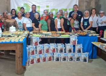 Mineradora Ligga forma nova turma do curso de Manipulação de Alimentos