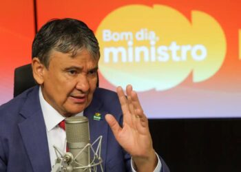 Quem espalha mentira é gente do mal, comete crime e vamos encontrar, diz Wellington Dias