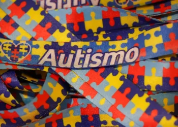 Governo do Pará orienta famílias de pessoas no espectro autista sobre cuidados em viagens durante o Carnaval