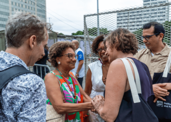 Missão internacional mergulha nos territórios do samba no Rio de Janeiro