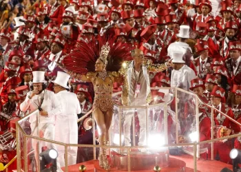 Viradouro é a grande campeã do Carnaval do Rio de Janeiro em 2026