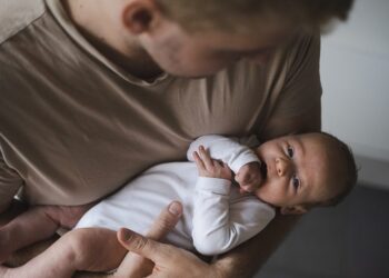 Presidente Lula sanciona ampliação gradual da licença-paternidade nesta terça (31)