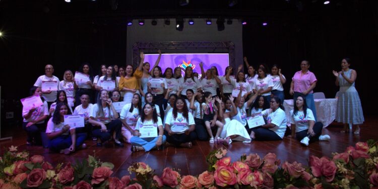 Projeto “Mulheres que Transformam” certifica 80 mulheres em cursos profissionalizantes em Parauapebas