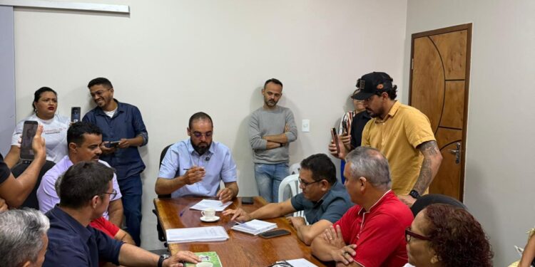 Prefeitura avança na valorização dos servidores com proposta de reajuste salarial e aumento no auxílio-alimentação