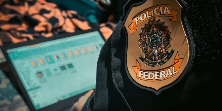 PF deflagra operação em 17 estados contra abuso sexual infantojuvenil na internet