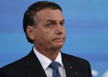 Junta médica de Bolsonaro tem antipetista e primo de Caiado