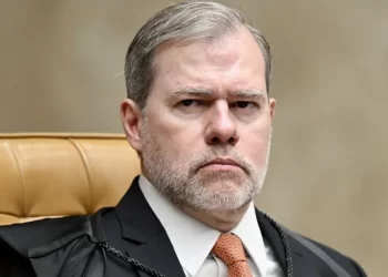 PF suspeita de crime financeiro e avança sobre resort ligado a Toffoli com quebras de sigilo