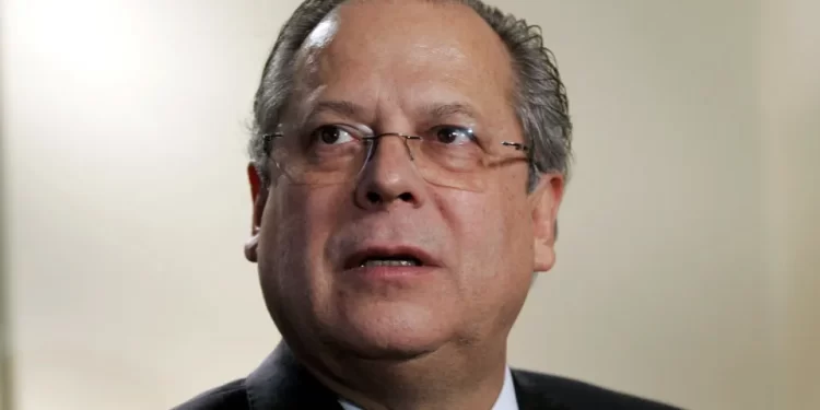 Dirceu ataca Flávio, rejeita ‘Lulinha paz e amor’ e reúne políticos do Centrão em aniversário