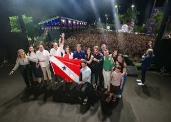 “Vem Louvar Pará” reúne 50 mil pessoas em Marabá com grandes nomes da música gospel