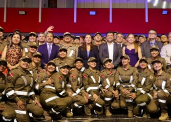Governadora Hana Ghassan oficializa a maior promoção da história do Corpo de Bombeiros, para 580 militares