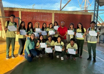 DRE Altamira fortalece protagonismo juvenil com posse de grêmios estudantis em escolas estaduais