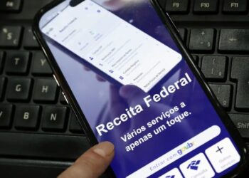 Receita paga nesta sexta (29) maior lote de restituição do imposto de renda da história