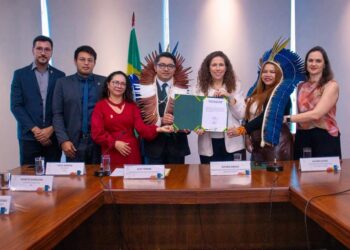 Governo do Brasil muda regra para acelerar transferência de terras públicas a indígenas
