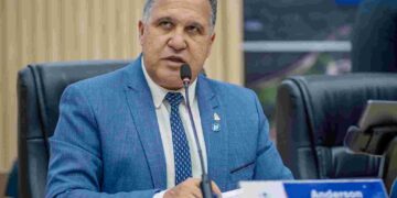 Anderson Moratorio defende educação inclusiva, economia solidária e cobra transparência em contratos de obras escolares