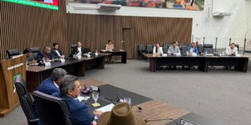 Em Sessão Extraordinária Câmara aprova projetos de convênios intermunicipais e crédito adicional