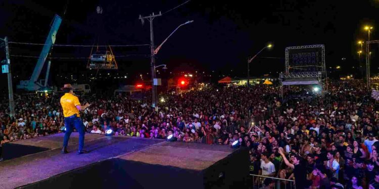 Parauapebas celebra 38 anos com segunda noite de festa marcada por emoção, alegria e grande participação popular