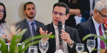 “Brasil tem o potencial de se tornar um hub mundial de data centers”, avalia secretário do MCom
