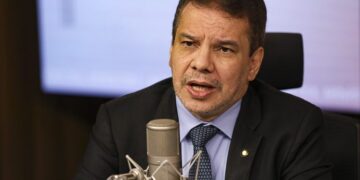 Brasil Contra o Crime Organizado vai cortar conexão vinda dos presídios, diz Wellington