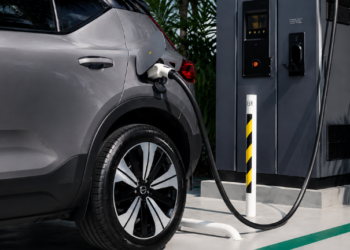 Inmetro estuda novas regras para baterias e recarga de veículos elétricos no País