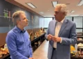 Zema não descarta aliança com Caiado para viabilizar outro nome da direita ainda no 1º turno