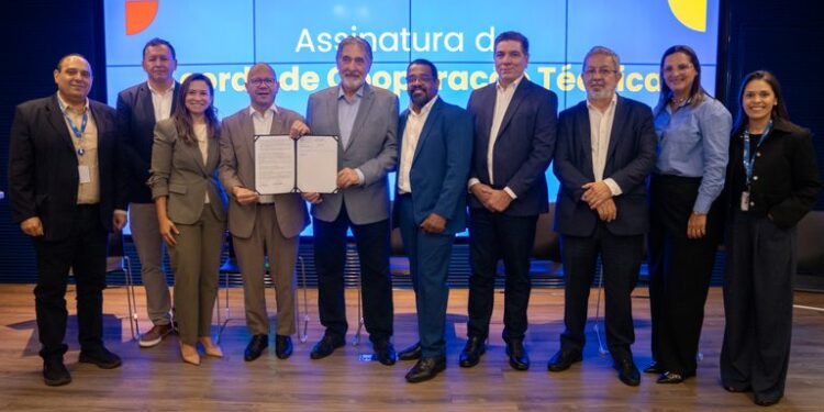 ABDI e EMGEA firmam acordo para transformar ativos públicos em vetores de desenvolvimento industrial