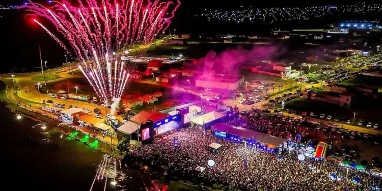 Festival ‘Vem Louvar Pará’ reúne mais de 50 mil pessoas em Parauapebas