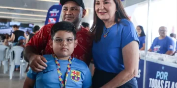 Programa “Por Todas Elas” entrega mais de 800 óculos a famílias atípicas em Belém 