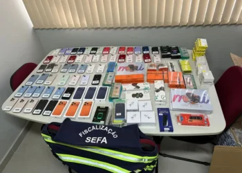 Sefa apreende celulares, bolas de moinho e material elétrico