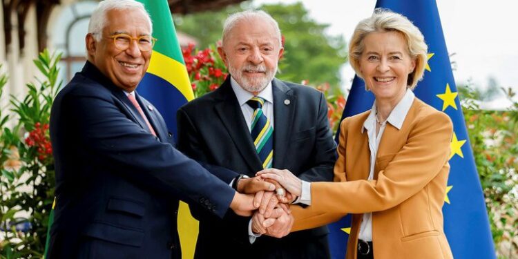 Lula debate comércio com presidentes da Comissão Europeia e do Conselho Europeu