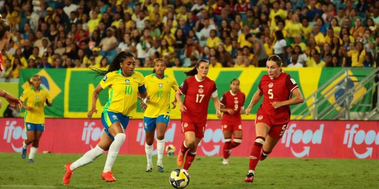 Presidente Lula sanciona Lei Geral da Copa do Mundo Feminina no Brasil em 2027