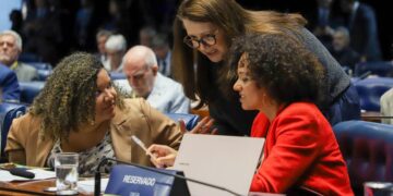 No Senado, ministério defende fim da escala 6×1 como direito humano ao cuidado