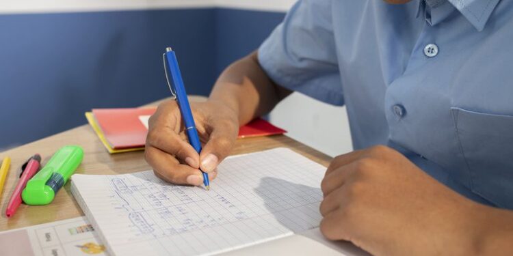 Estados e municípios recebem R$ 5,19 bilhões de nova parcela do Fundeb
