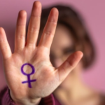 Brasil registra redução de 2,5% nos feminicídios no primeiro semestre de 2026