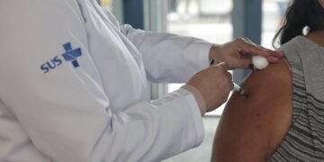 Vacinação de gestantes no SUS reduz à metade bronquiolite grave em bebês de até seis meses